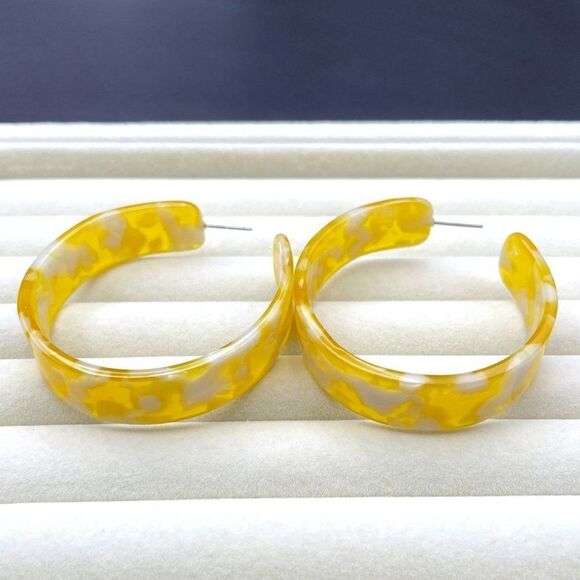 Yellow with Pearly White Swirl Acrylic Chunky Open Hoop Post Back Earrings - Picture 5 of 11